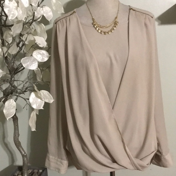 Zac & Rachel Tops - ZAC & RACHEL HIGH LOW BLOUSE